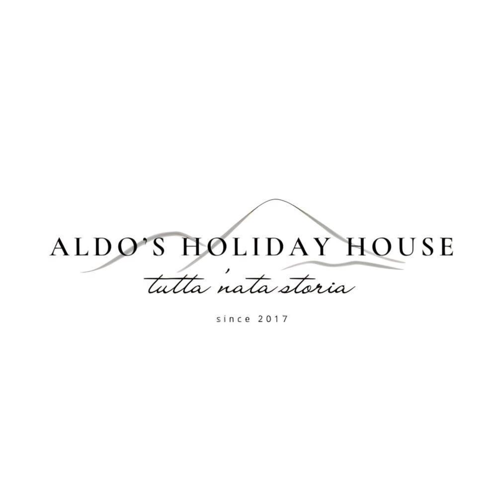 Appartamento Aldo'S Holiday House Napoli Esterno foto